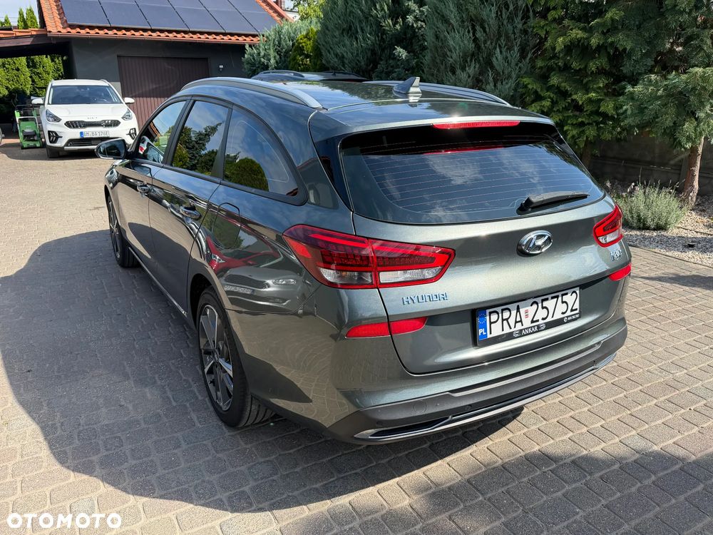 Hyundai i30 1.5 T-GDI 48V-Hybrid Advantage - 10