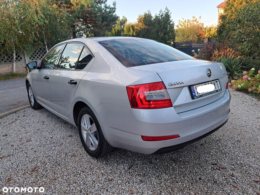 Skoda Octavia 1.6 TDI Active - 10