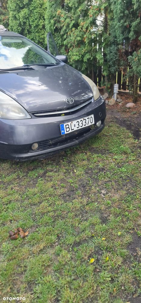 Toyota Prius - 22