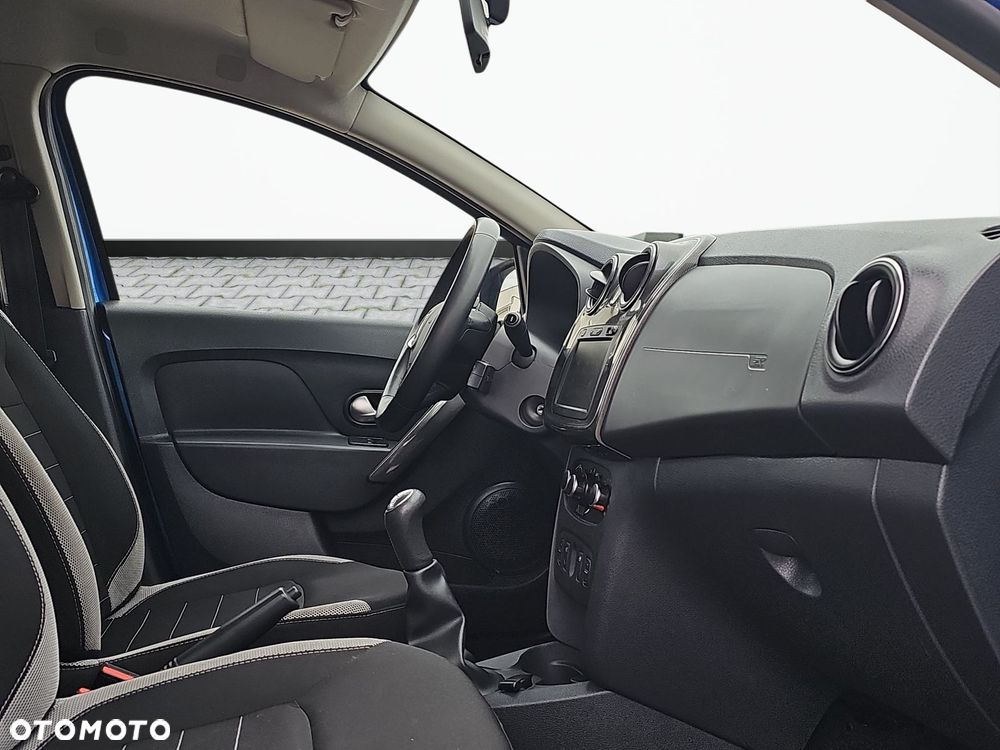 Dacia Sandero 0.9 TCe Laureate S&S - 14