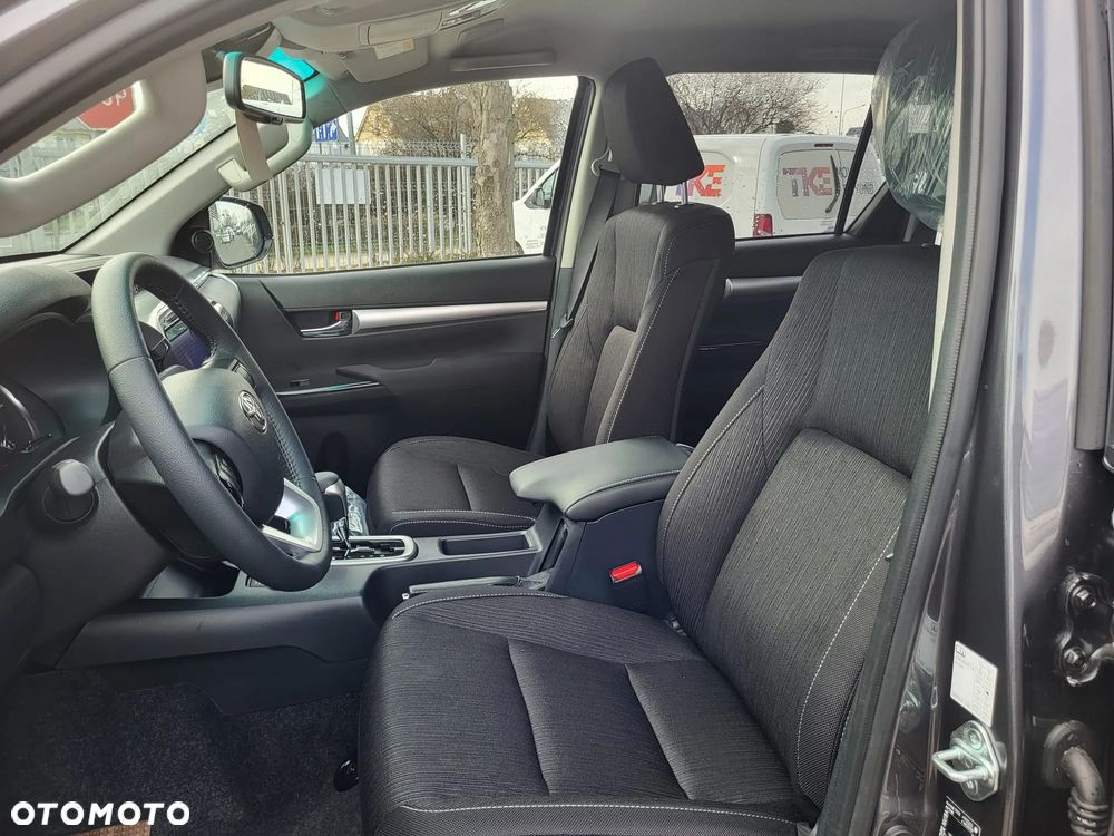 Toyota Hilux 2.8 D-4D mHEV Double Cab Executive 4x4 - 12