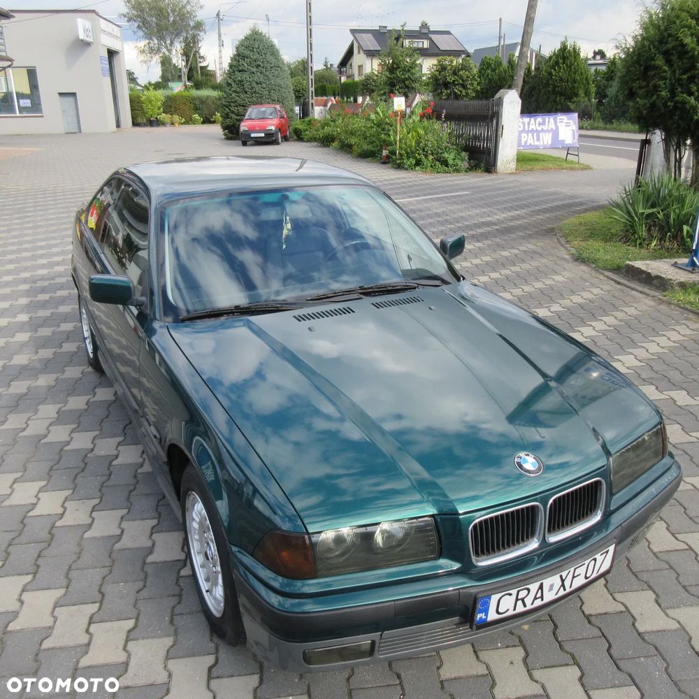 BMW Seria 3 318ti - 11