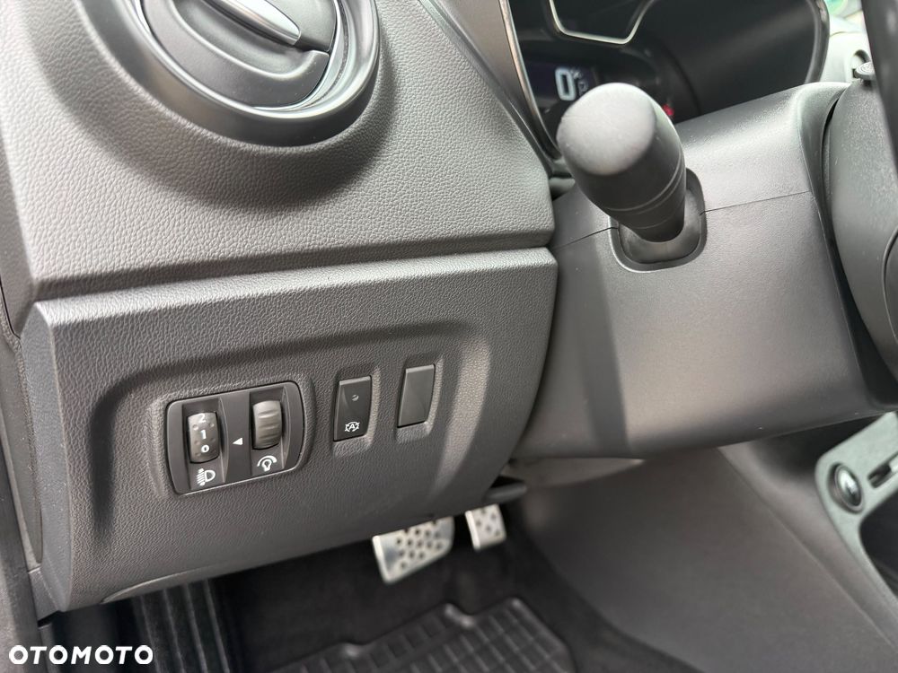 Renault Captur ENERGY TCe 120 EDC LIMITED - 19