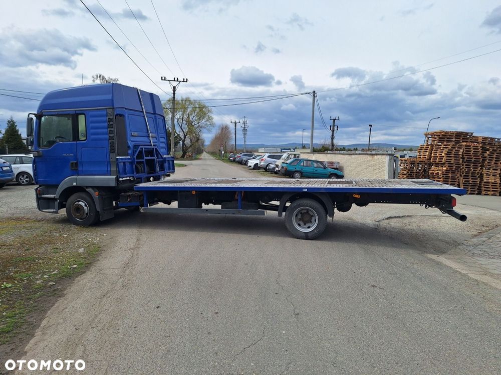 MAN Tgl 8.210 4X2 Bb - 8