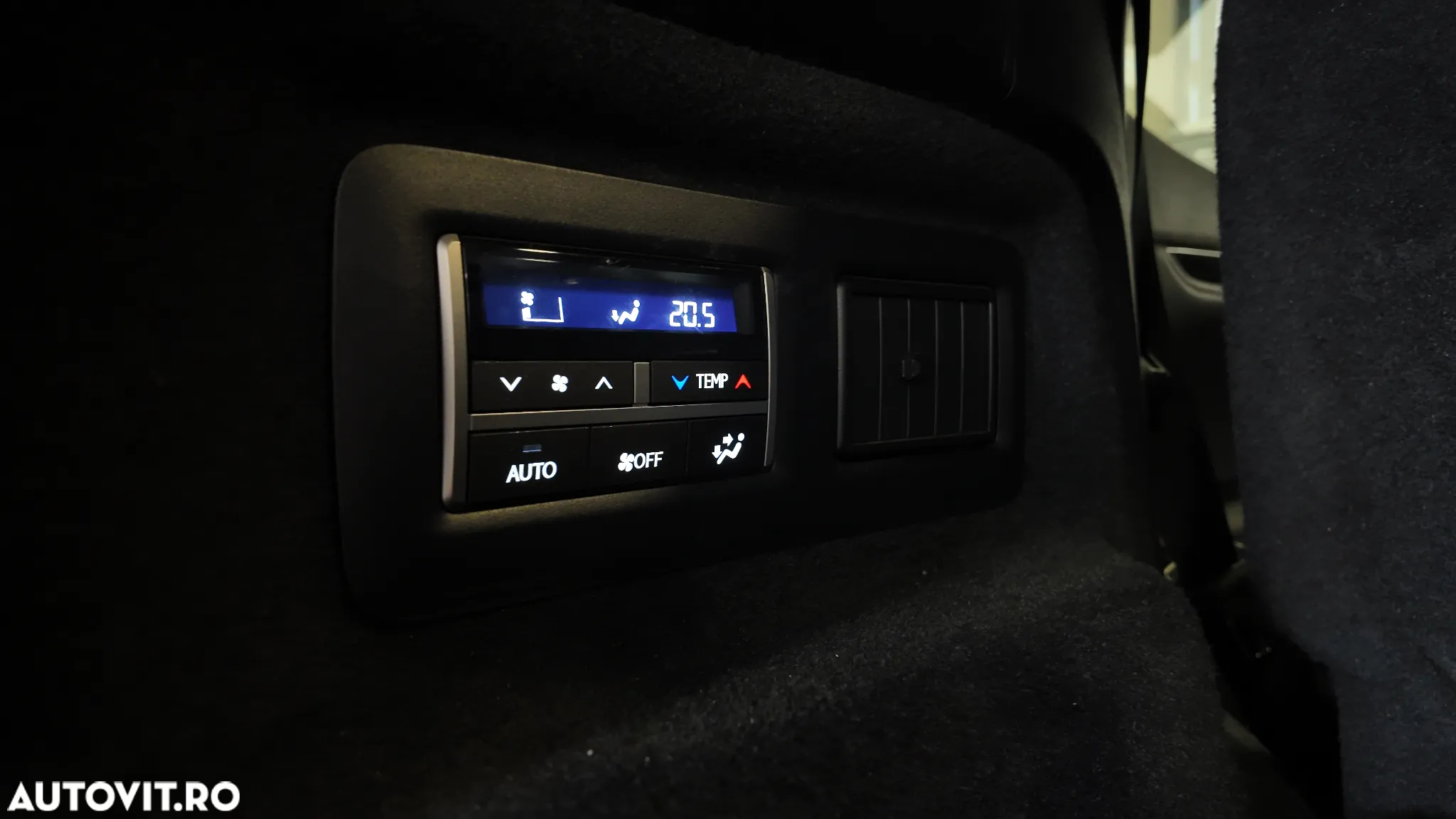 Lexus Seria RX 450hL (hybrid) Luxury Line - 36