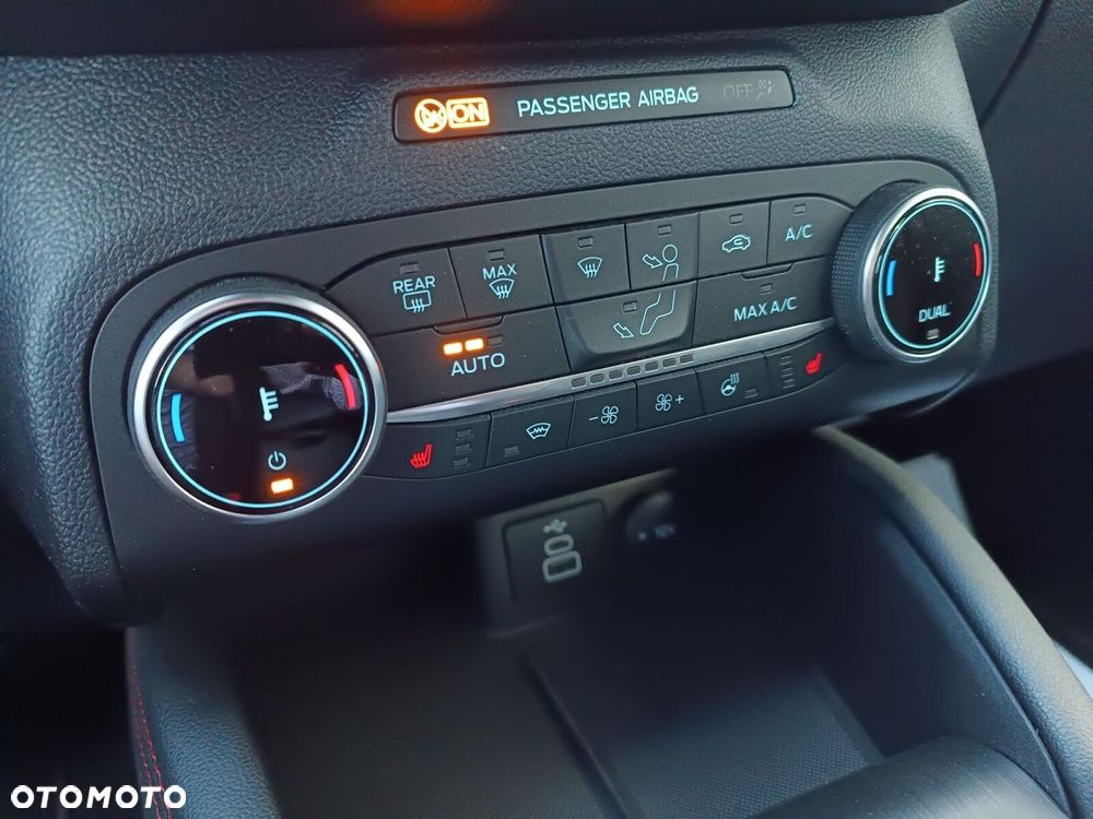 Ford Kuga 2.0 EcoBlue AWD ST-Line - 23