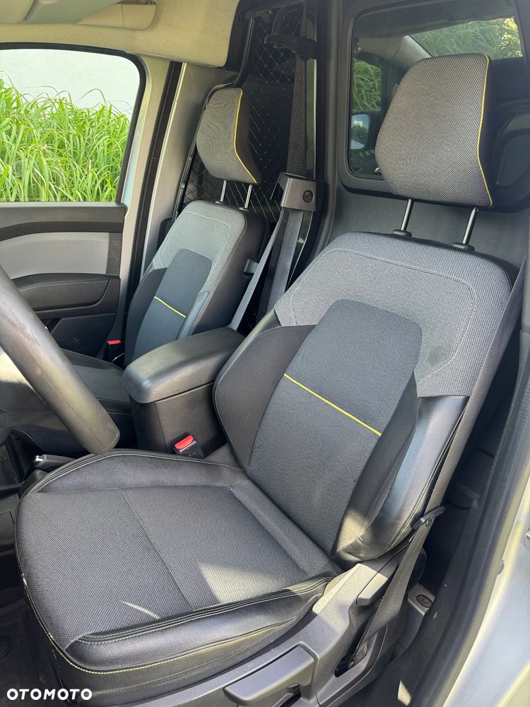 Renault KANGOO - 12