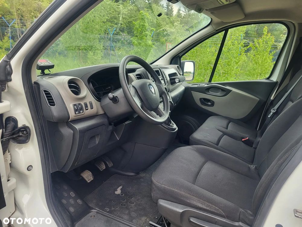 Renault Trafic III 2015r 273 tyś Izoterma chłodnia Mroźnia Sklep Food Truck Agregat zasilanie 230V Trafik - 5