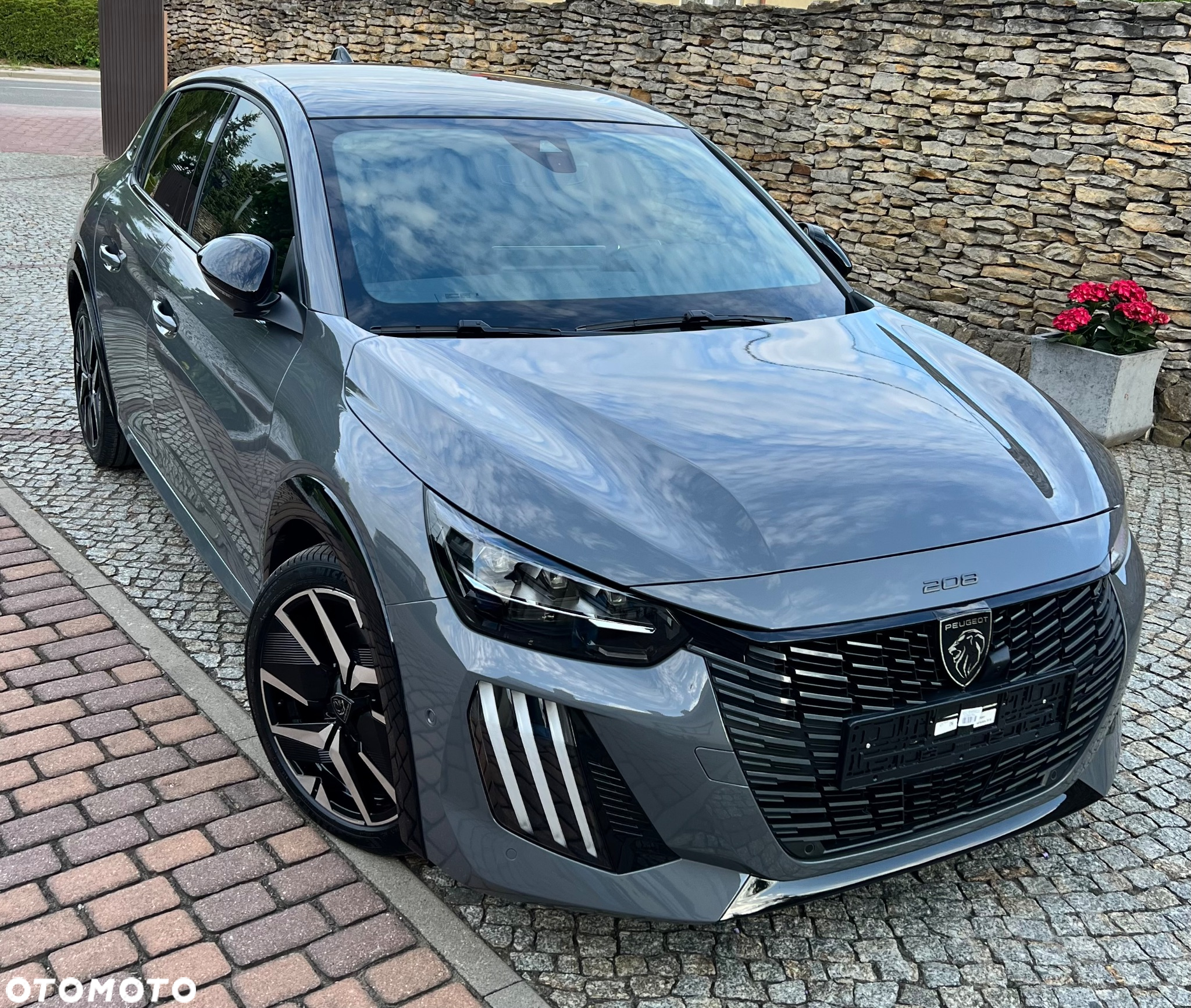 Peugeot 208 1.2 mHEV GT - 16