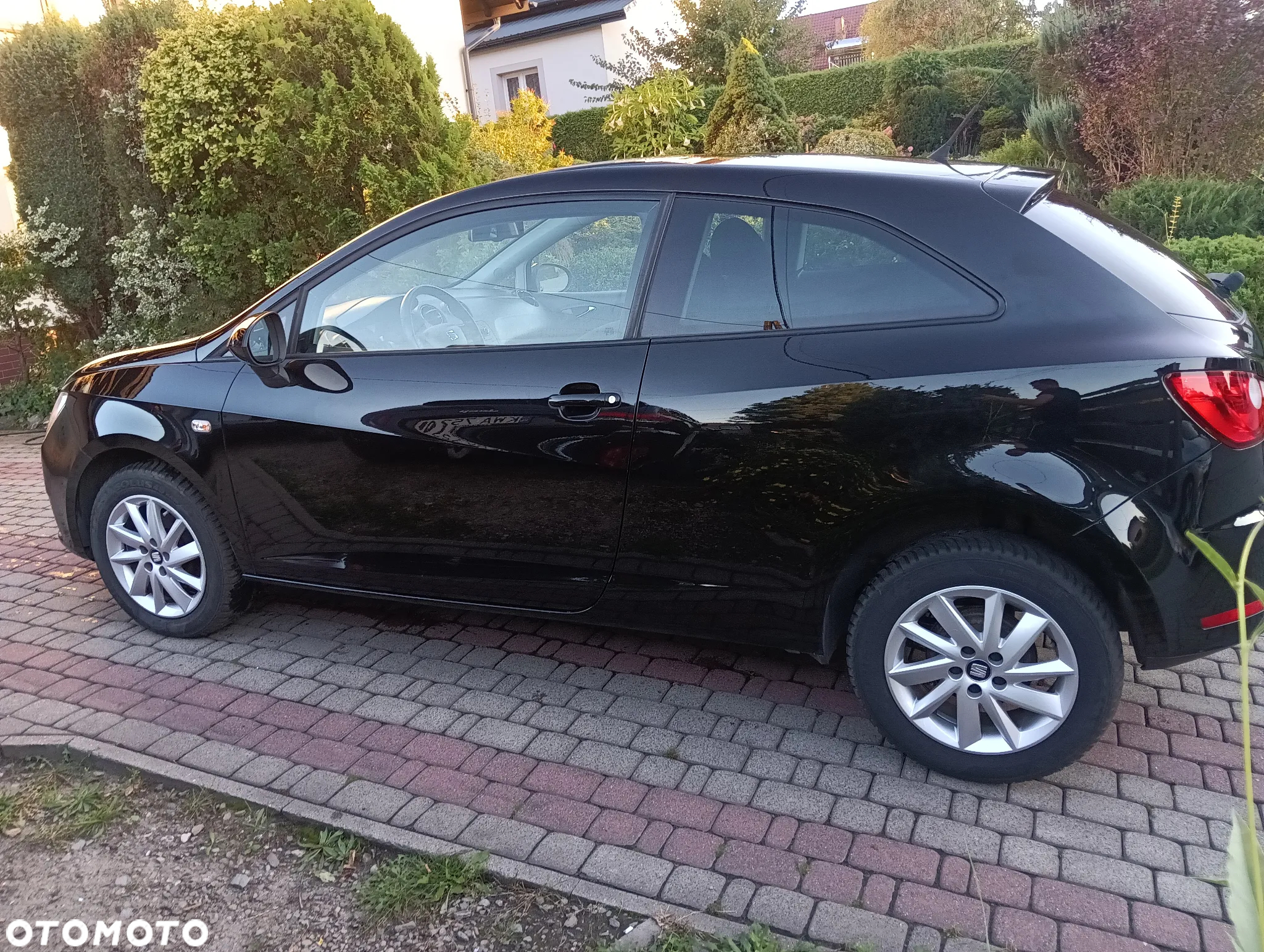 Seat Ibiza SC 1.4 16V SUN - 4