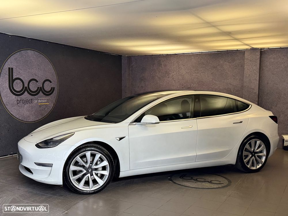 Tesla Model 3 Standard Range Plus RWD - 3