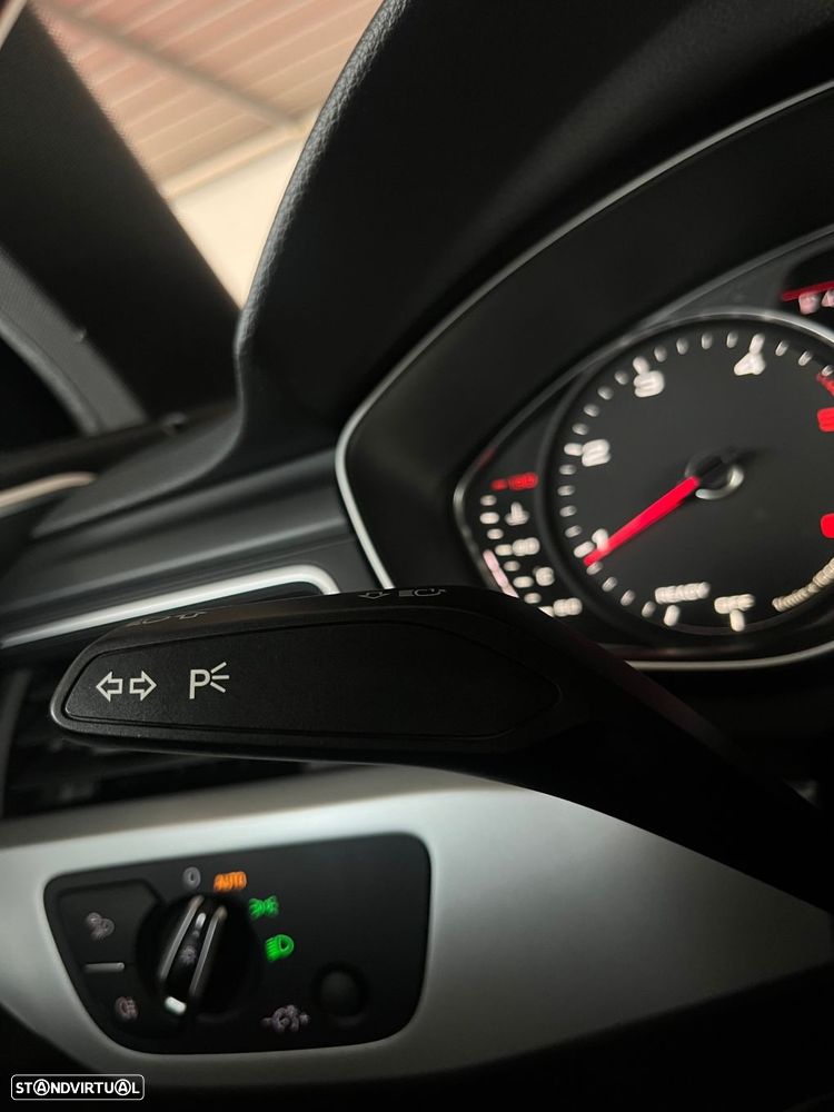 Audi A4 2.0 TDI S-line S tronic - 20