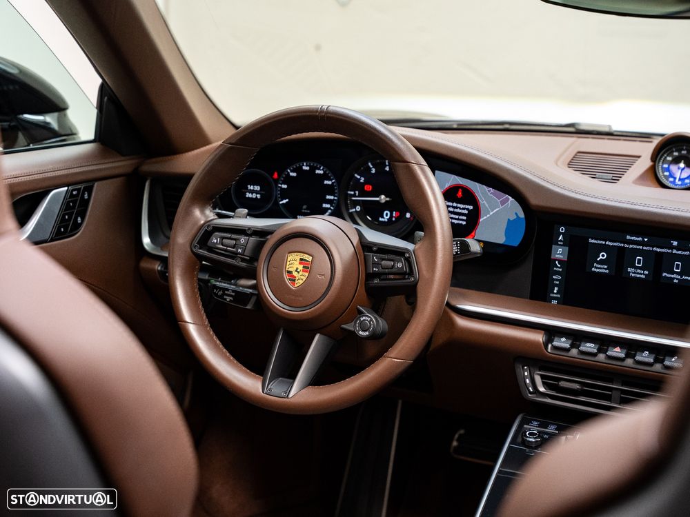 Porsche 911 (992) - 16