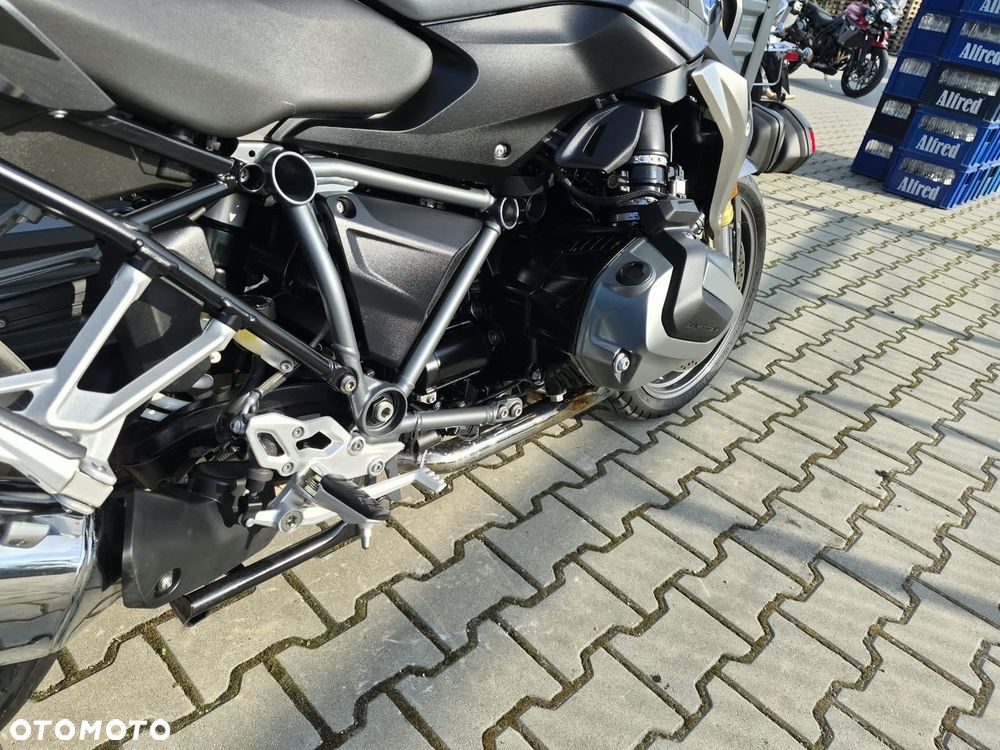BMW R - 24