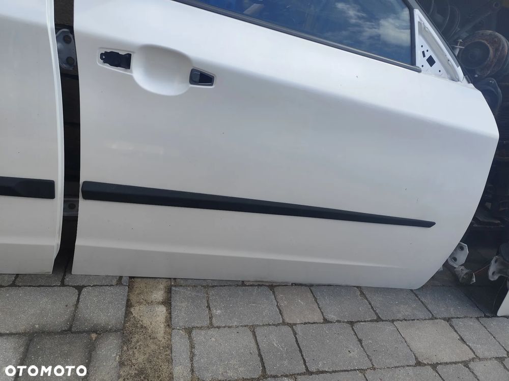 Subaru Impreza Sport GH maska zderzak lusterko drzwi klapa lampy ksenon tylne LED listwy progowe - 8