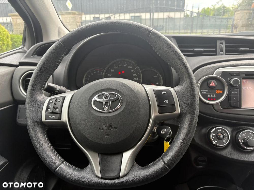 Toyota Yaris - 11