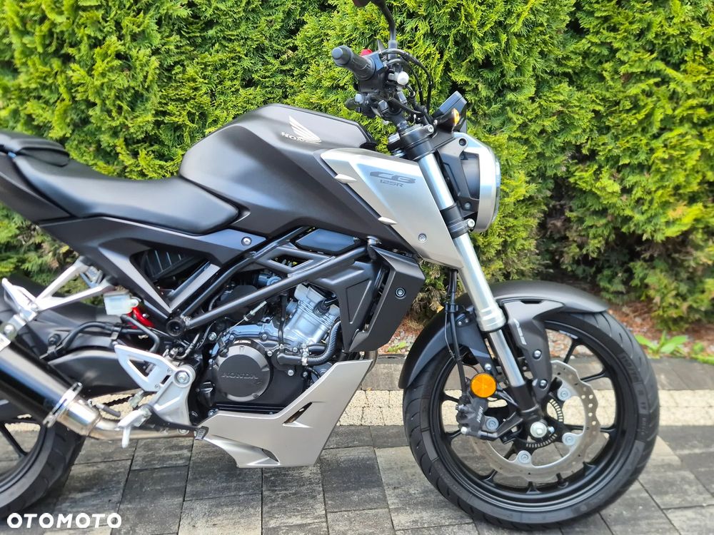 Honda CB - 10