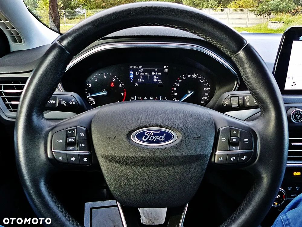 Ford Focus 1.0 EcoBoost Active - 28