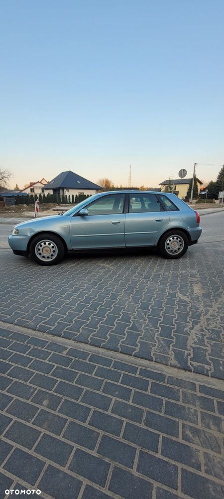 Audi A3 Sportback - 2