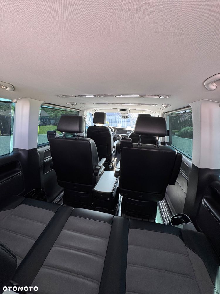 Volkswagen Multivan - 29