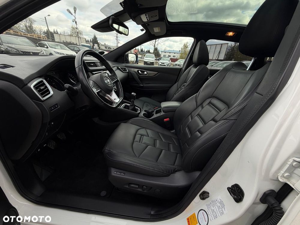 Nissan Qashqai 1.5 dCi Tekna+ - 26