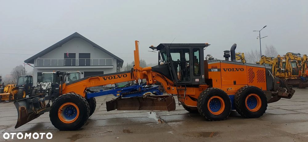 Volvo G720B - 8