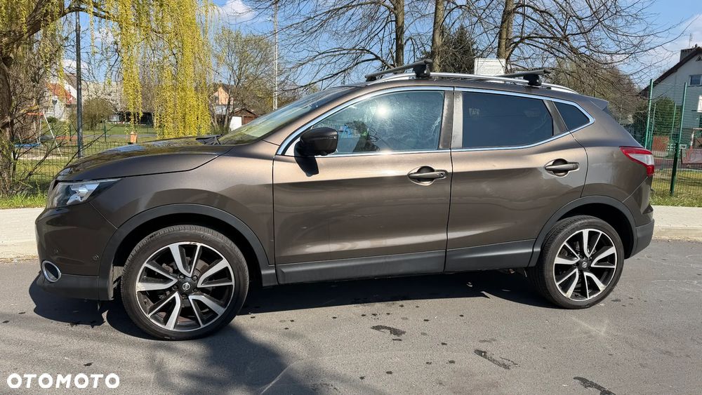 Nissan Qashqai 1.6 DCi 4x4 Tekna - 1