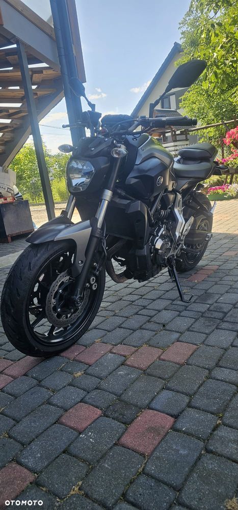 Yamaha MT - 1