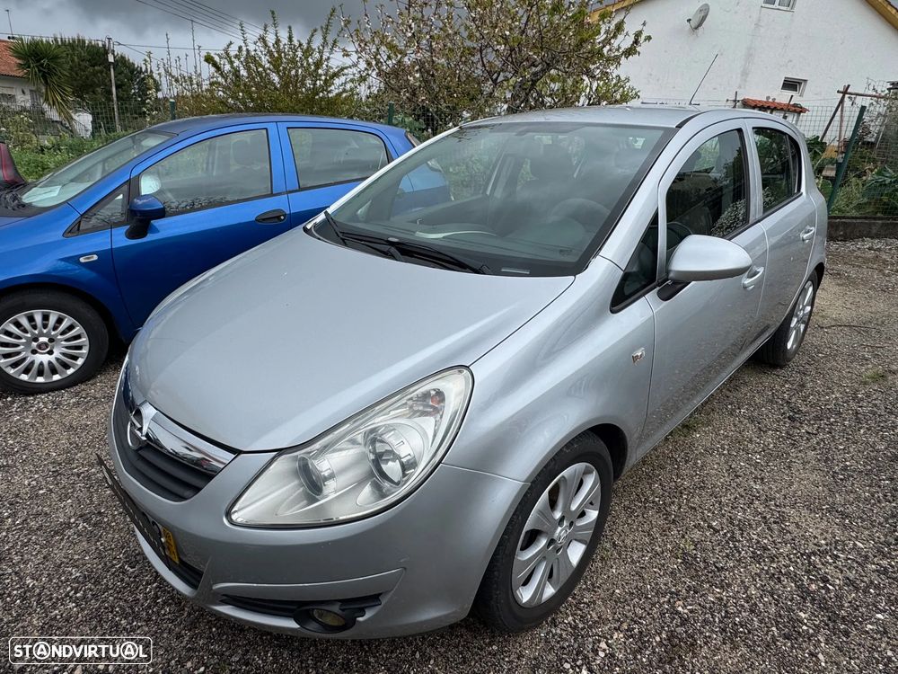 Opel Corsa 1.3 CDTI Enjoy EcoFLEX - 2