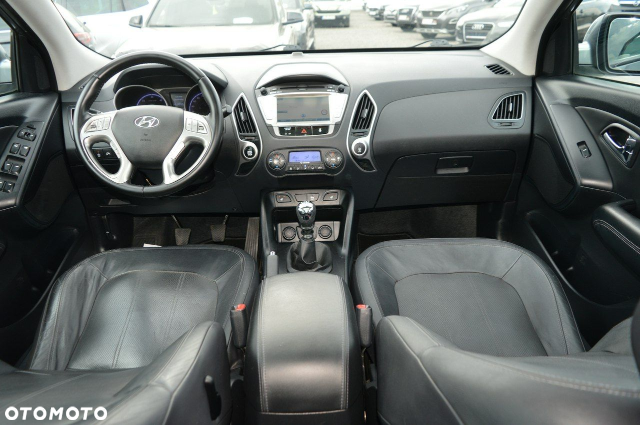 Hyundai ix35 1.7 CRDi Premium 2WD - 18