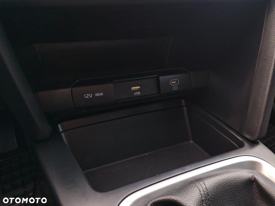 Kia Ceed - 26