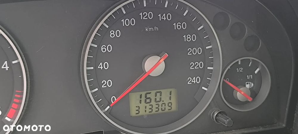 Ford Mondeo 2.0 TDCi Ghia - 11