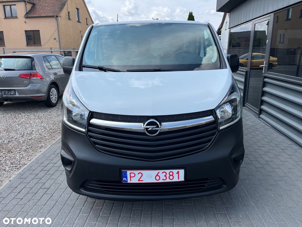 Opel Vivaro - 2