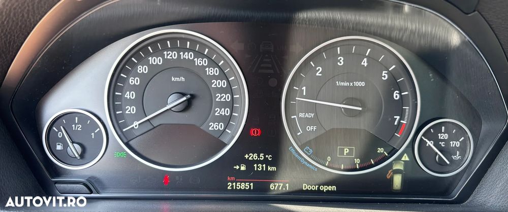 BMW Seria 3 320i Aut. Advantage - 25