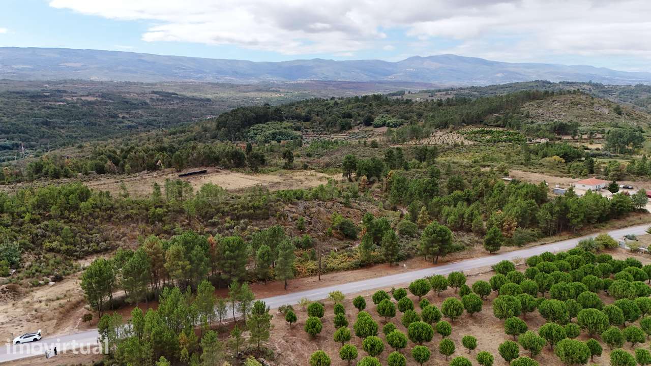 Terreno com cerca de 18.000 m² em Figueiró da Granja - Fornos de Algod