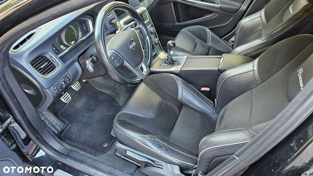 Volvo S60 T3 R-Design Summum - 31