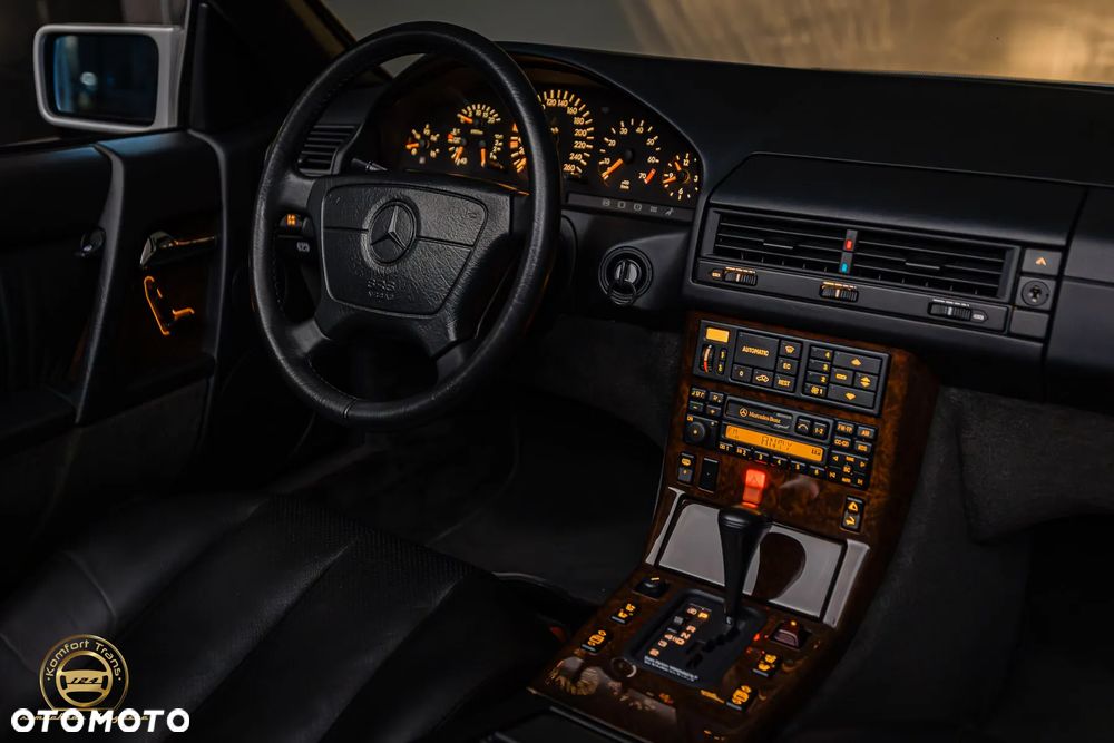 Mercedes-Benz SL - 15