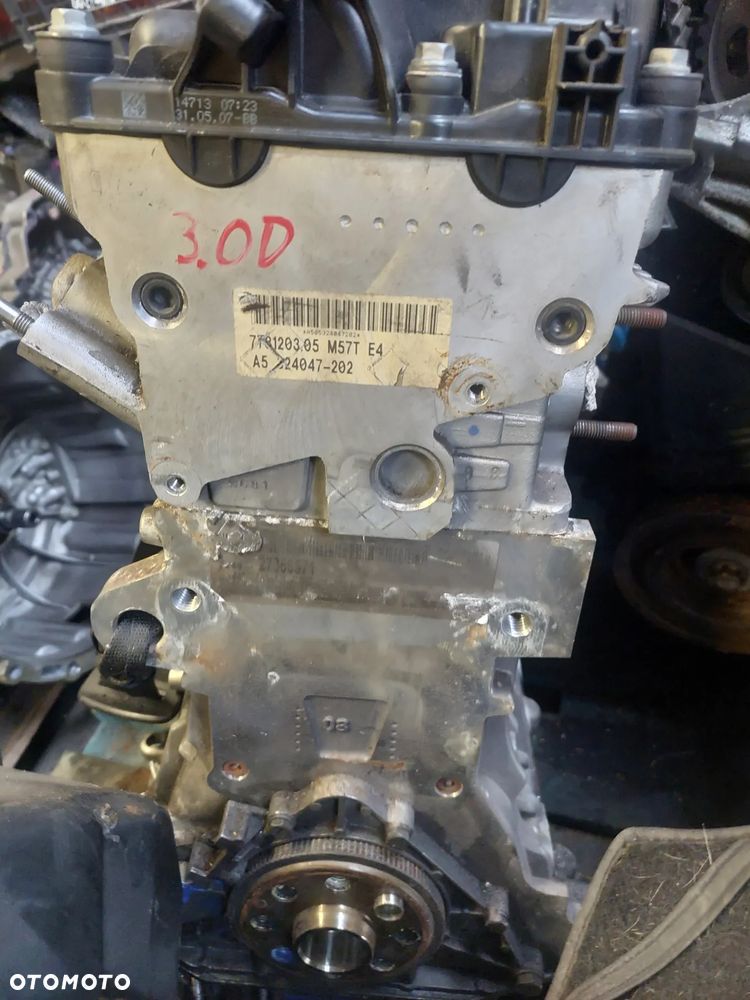 SILNIK BMW E90 E91 E60 E61  M57T E4 3.0D M57D30 306D3SŁUPEK - 2