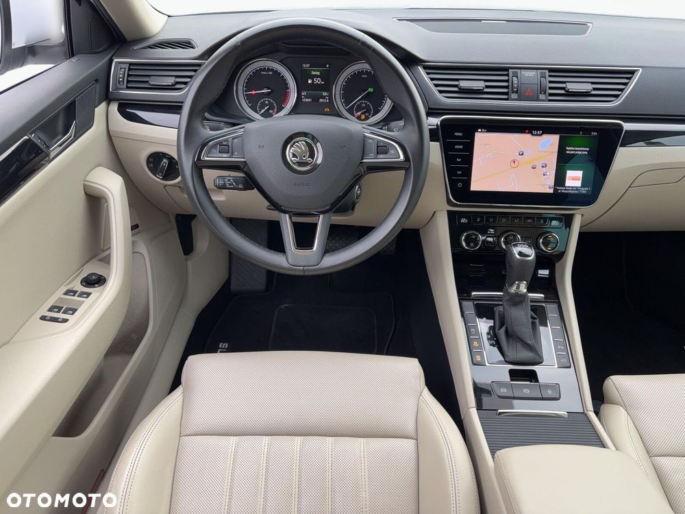 Skoda Superb 2.0 TDI L&K DSG - 14