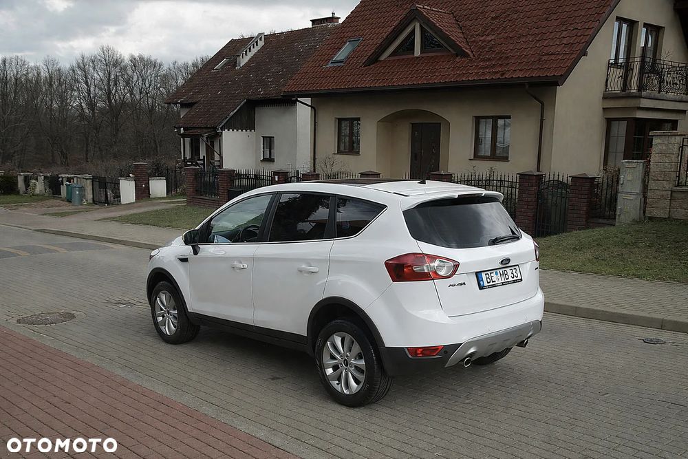 Ford Kuga 2.0 TDCi 4x4 Titanium - 6