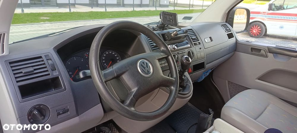 Volkswagen Transporter - 9