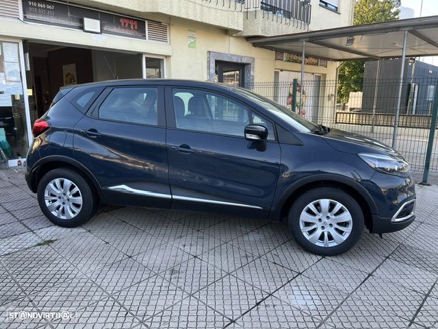 Renault Captur - 17