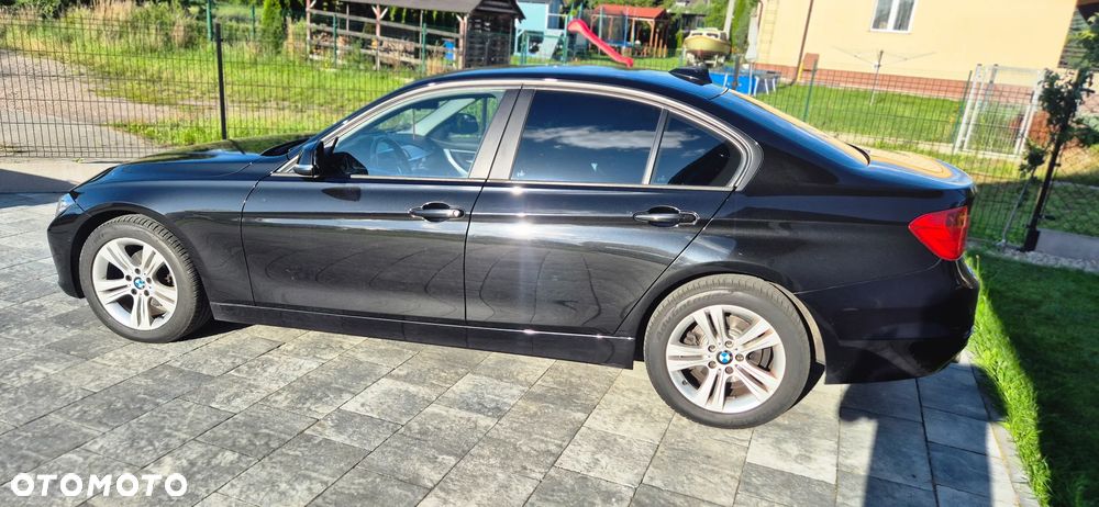BMW Seria 3 320i xDrive Modern Line - 4