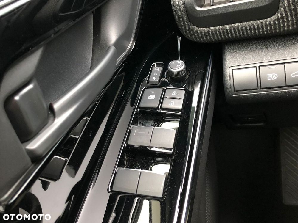 Toyota bZ4X 71.4kWh 4x4 Prestige - 24