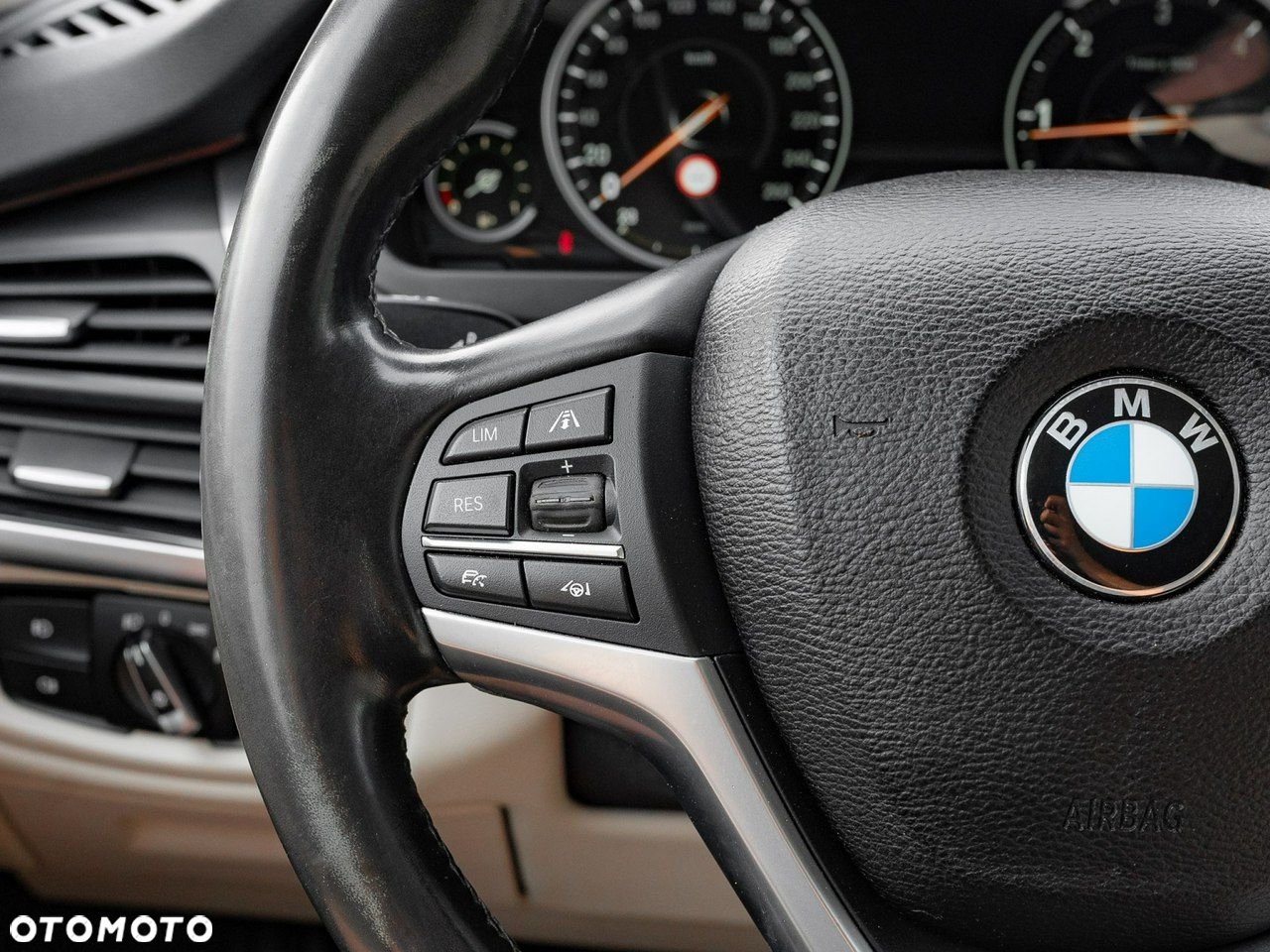 BMW X5 xDrive25d - 17