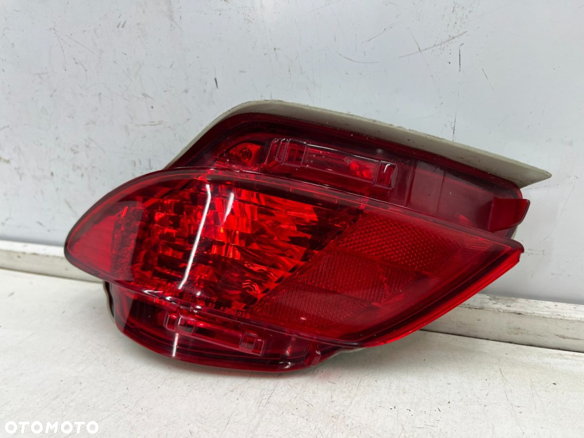 Lampa Lexus RX III 08-15r. LEWA tylna przeciwmgielna halogen w zderzak oryginalna LEWY tył - 4