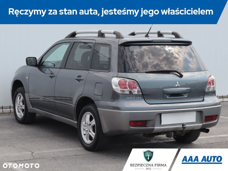Mitsubishi Outlander - 6