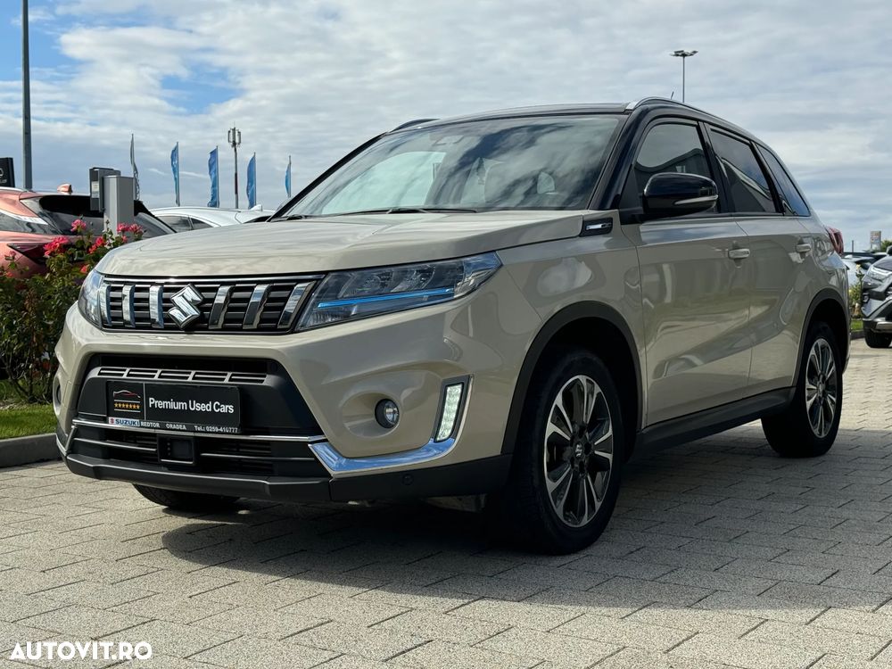 Suzuki Vitara 1.4 Boosterjet AllGrip MHEV Luxus - 3