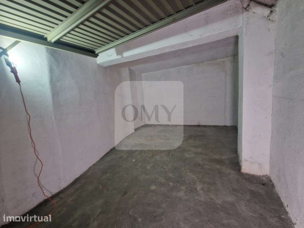 Garagem fechada com 22 m2 na Nª Sra. da Conceição em Vila Real - Grande imagem: 2/8