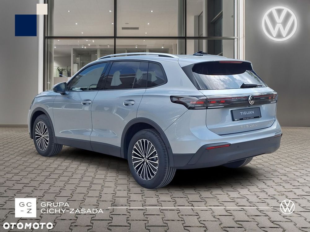 Volkswagen Tiguan - 3